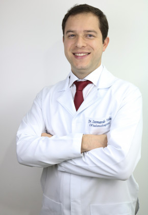 Dr. Leonardo de Paula Vilela